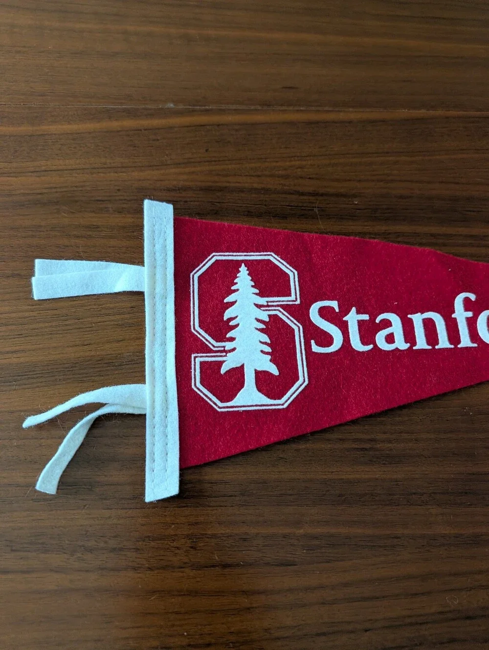 Stanford University Red Felt Pennant Pre Owned Tip Damage